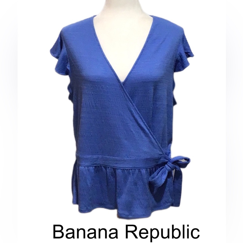 NWT Banana Republic Side Tie V-Neck Top,‎ Flutter Bottom/Sleeves, Blue, Size L